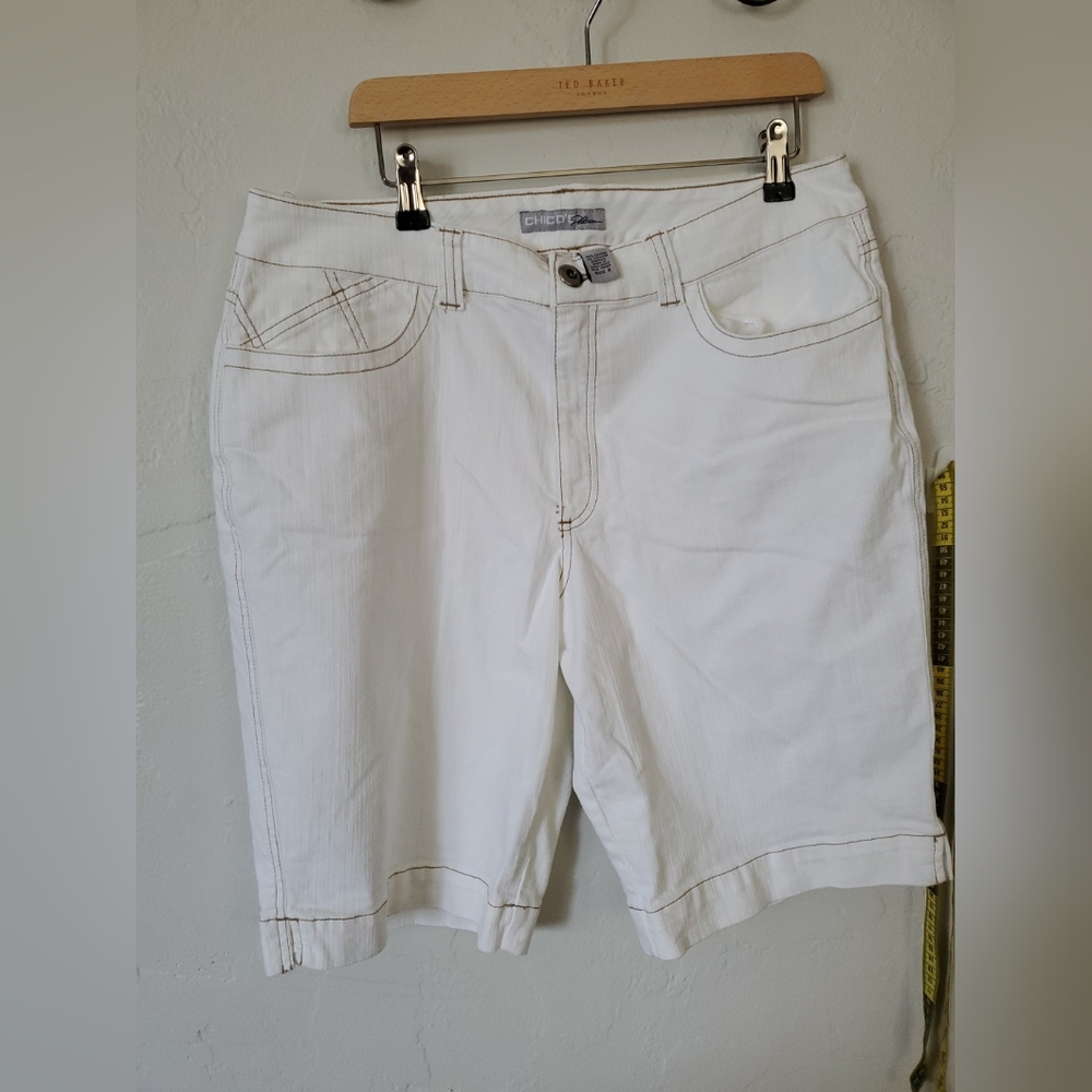 Chico's Crisp White Women's Bermudas